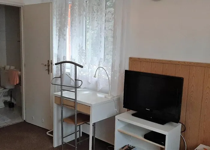Bezdekov 3*